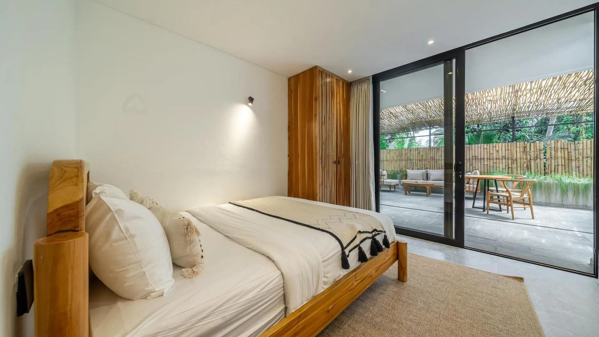Happiness Apartment 1 - Wake Up In Paradise - Live In Ubuds Best Spot contacts